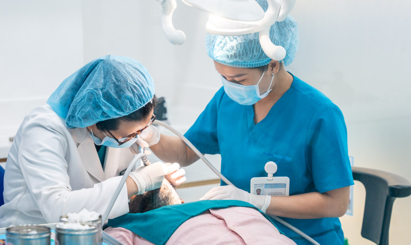 Quy trình thực hiện dán sứ veneer chuẩn Quốc tế